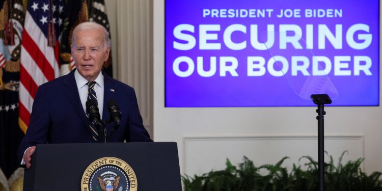 Biden’s Border Declaration Criticized by Democrats and Republicans