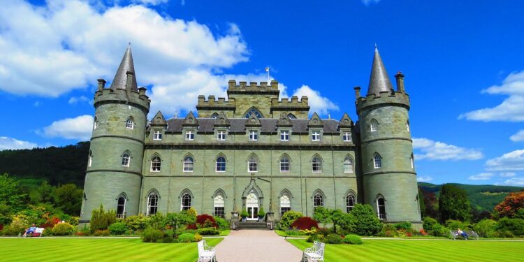 Exploring Scotland: A Two-Week Adventure Journey by Six Enthusiastic Gwinnett Residents