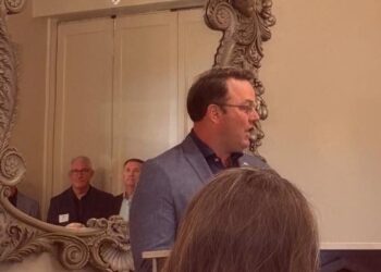 Burt Jones Launches Georgia Governor Campaign, Emphasizing Trump Ties and Conservative Platform